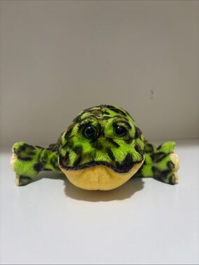 Green Plush Frog Stuffed Animal Toy - Soft Cuddly Plush webkinz